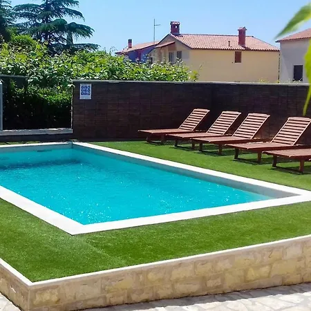 Villa Pina Pula